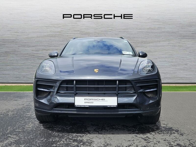 More views of Porsche Macan