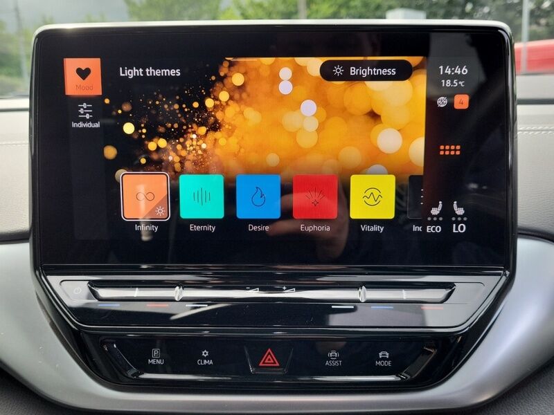 More views of Volkswagen ID.4