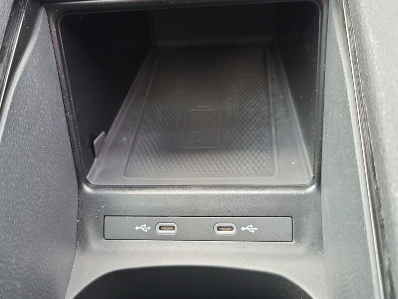 More views of Volkswagen ID.4