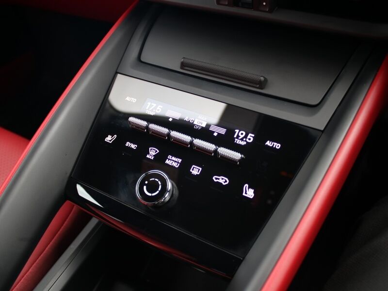More views of Porsche Macan