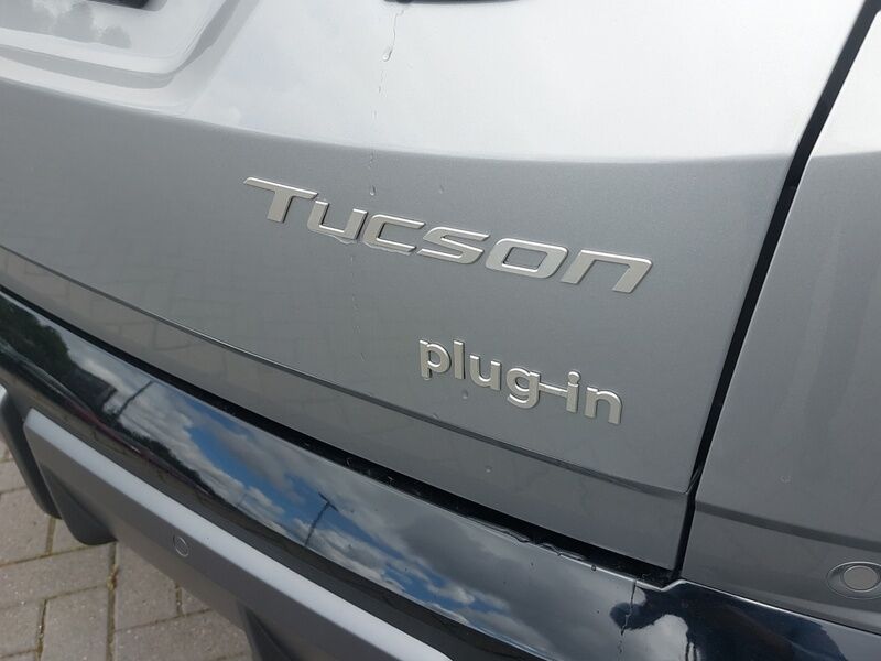 More views of Hyundai Tucson