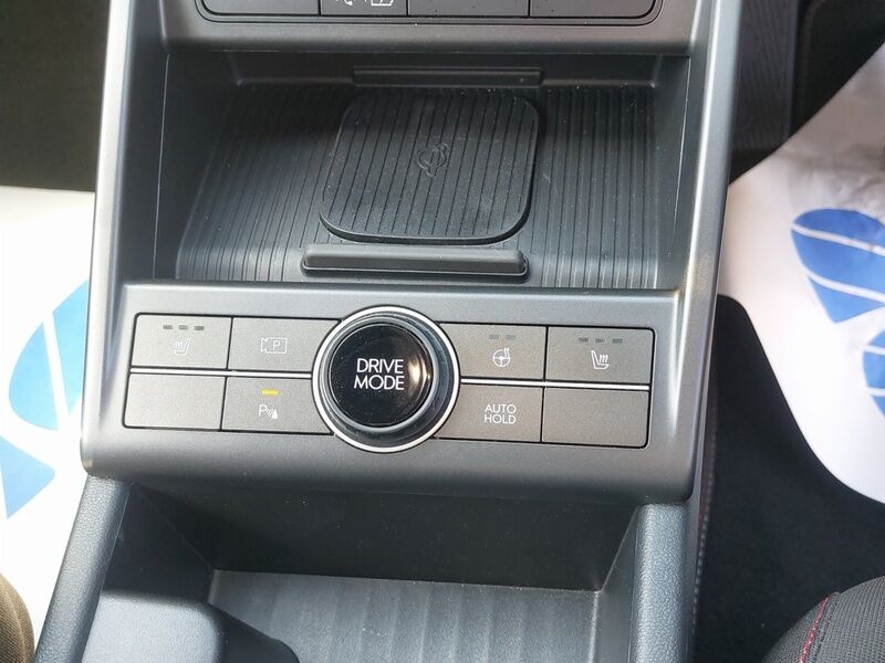 More views of Hyundai KONA