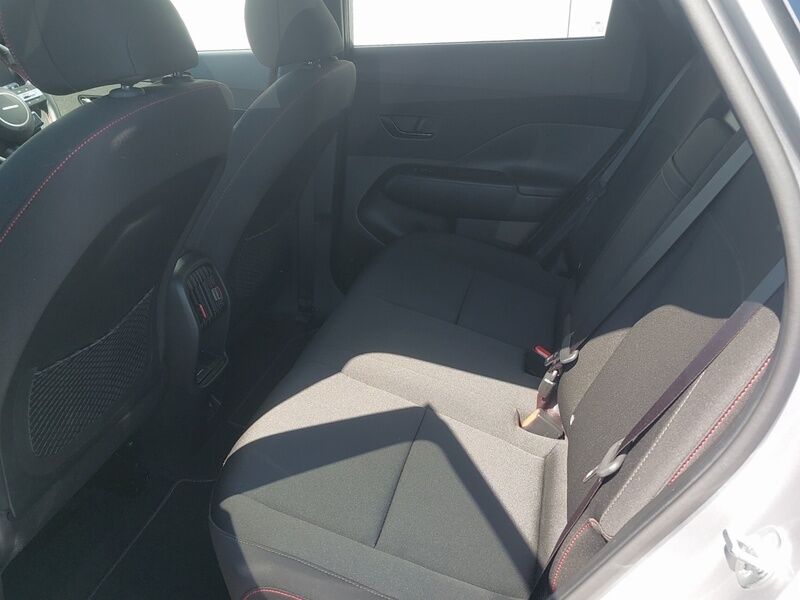 More views of Hyundai KONA