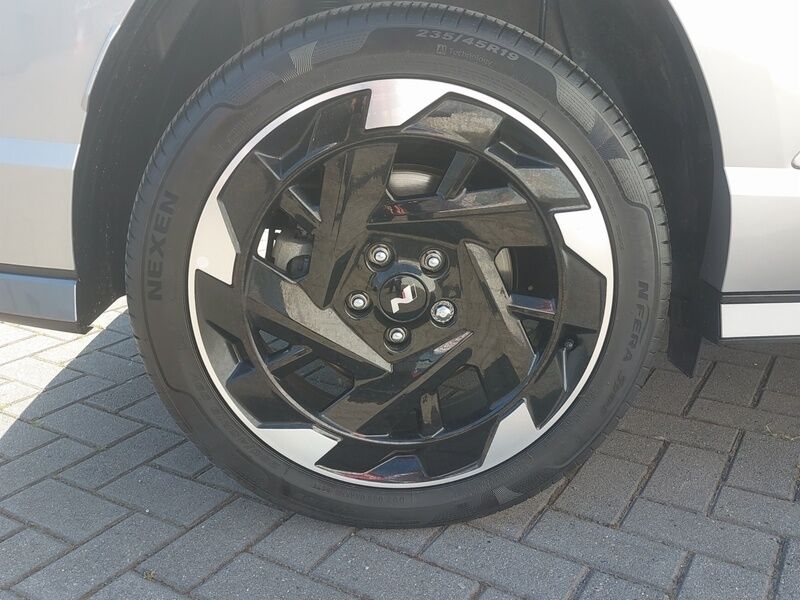 More views of Hyundai KONA