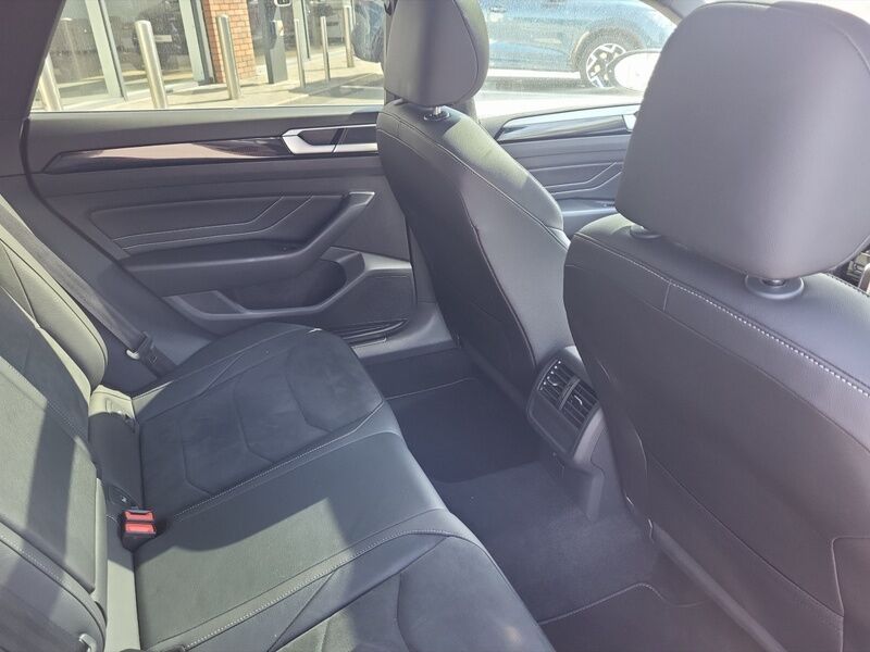 More views of Volkswagen Arteon