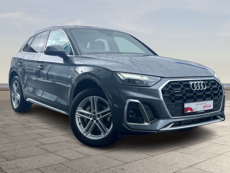 More views of Audi Q5