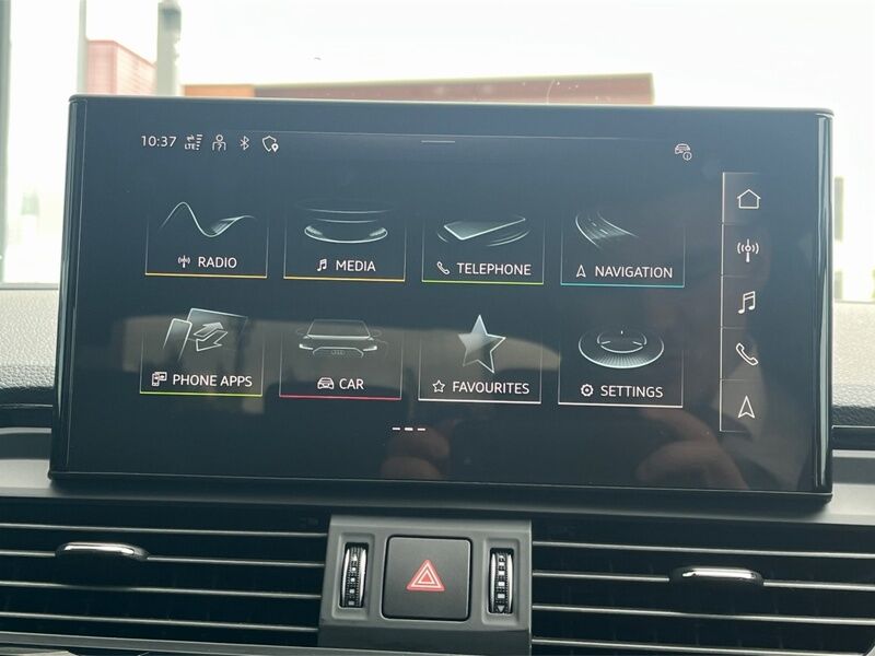 More views of Audi Q5