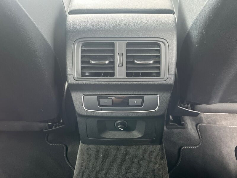 More views of Audi Q5