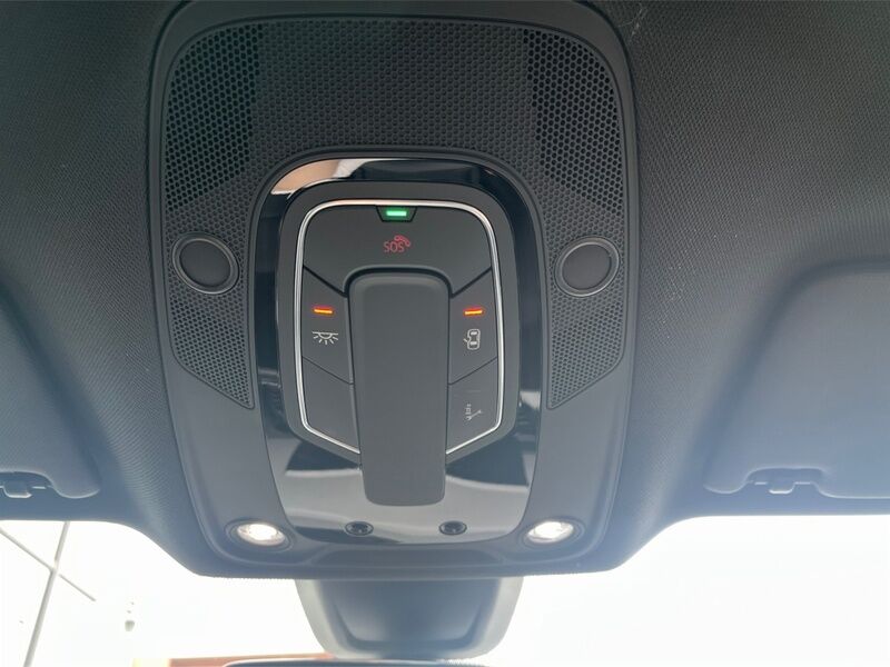 More views of Audi Q5