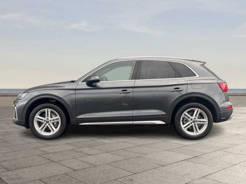 More views of Audi Q5