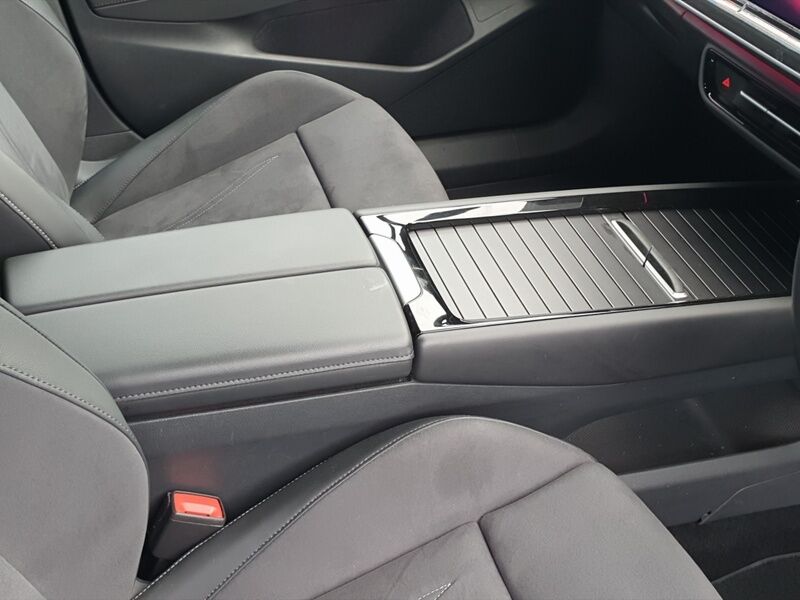 More views of Volkswagen ID.7