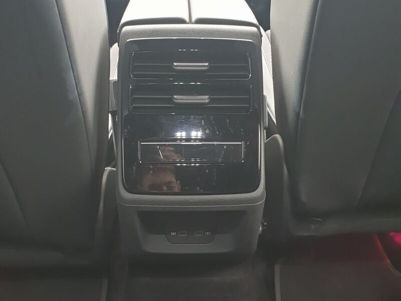 More views of Volkswagen ID.7