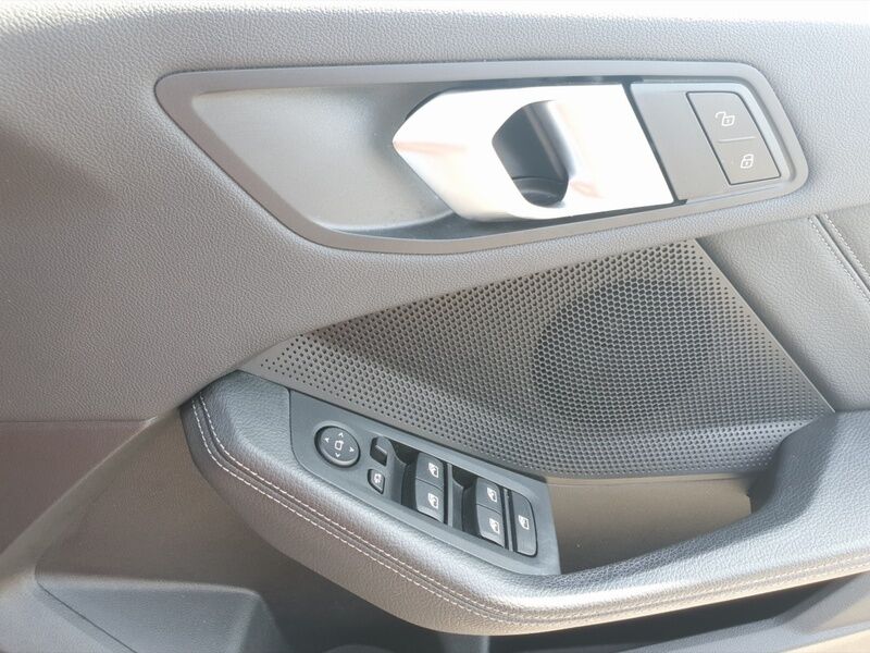 More views of BMW 1-Series
