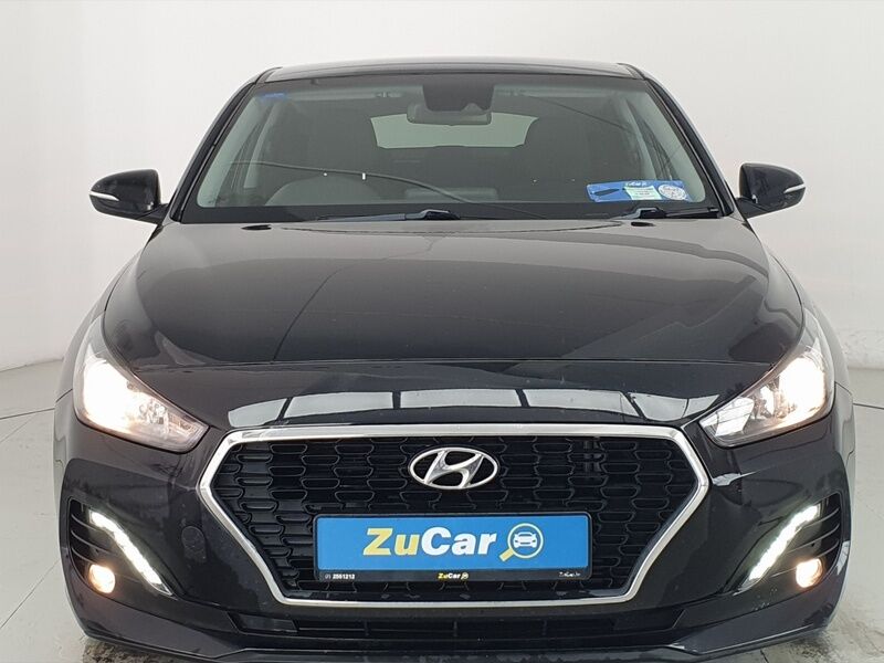 More views of Hyundai i30