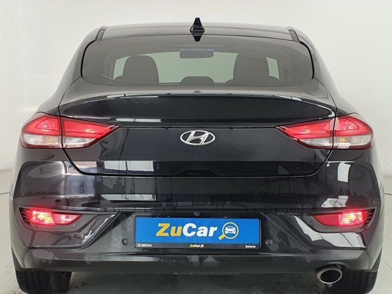 More views of Hyundai i30