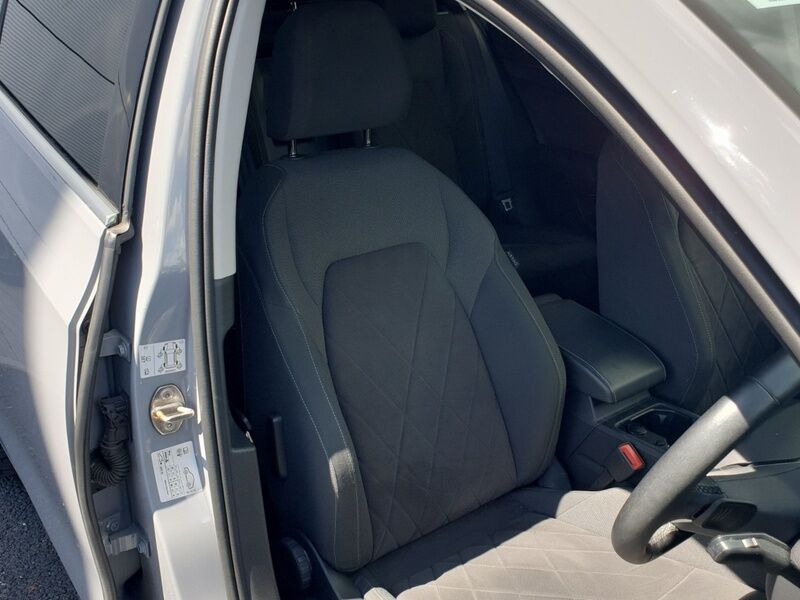 More views of Volkswagen Golf