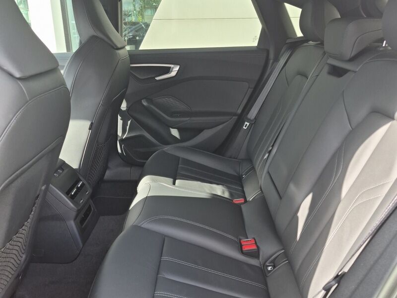 More views of Audi A5