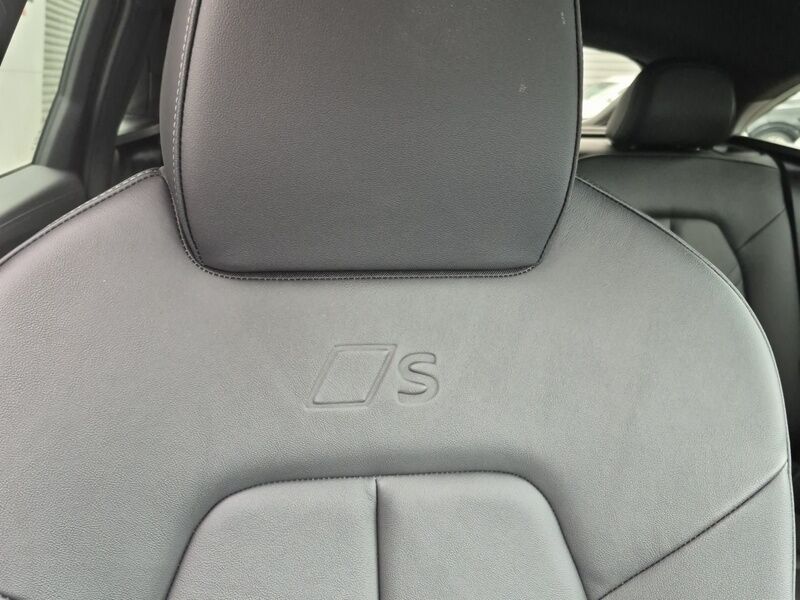 More views of Audi A5
