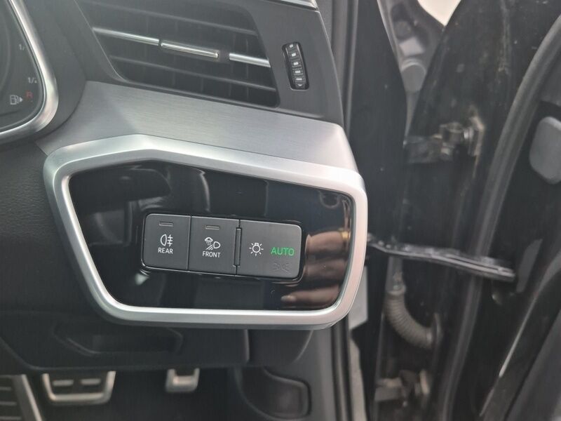 More views of Audi A6