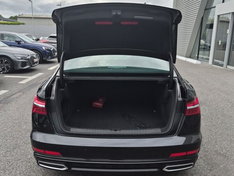 More views of Audi A6