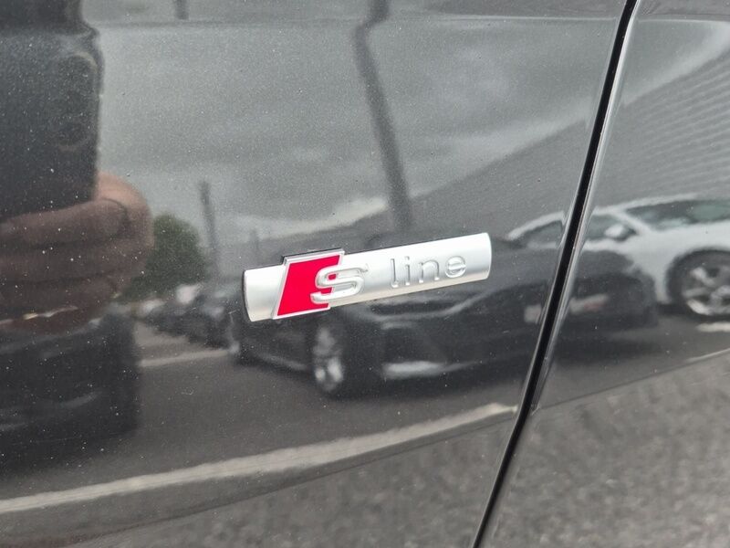 More views of Audi A6