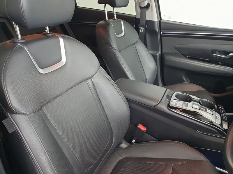 More views of Hyundai Tucson