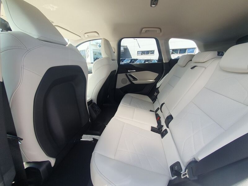 More views of BMW X1