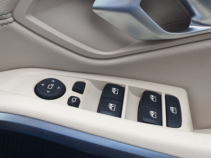 More views of BMW 3-Series