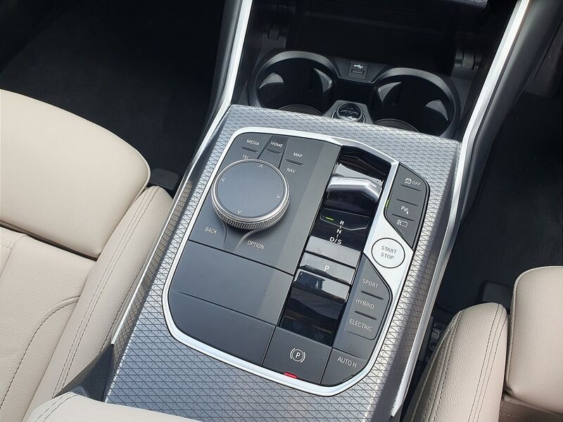 More views of BMW 3-Series