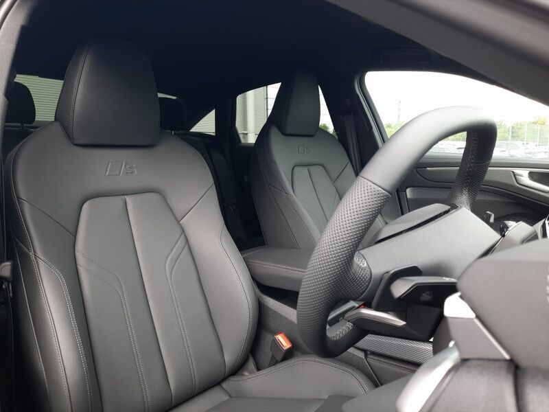 More views of Audi A6