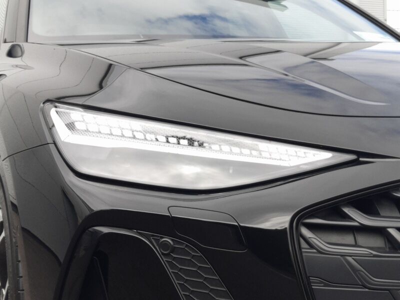 More views of Audi A6