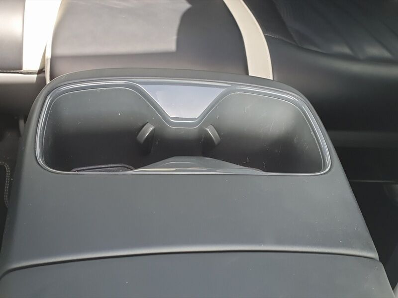 More views of Kia EV9