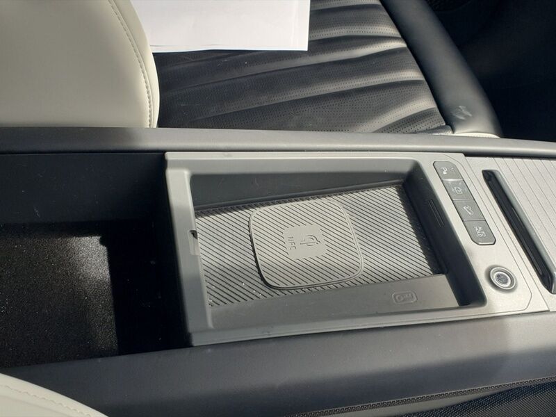More views of Kia EV9