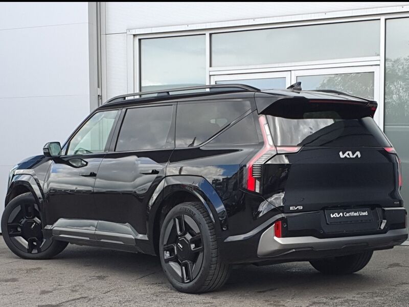 More views of Kia EV9
