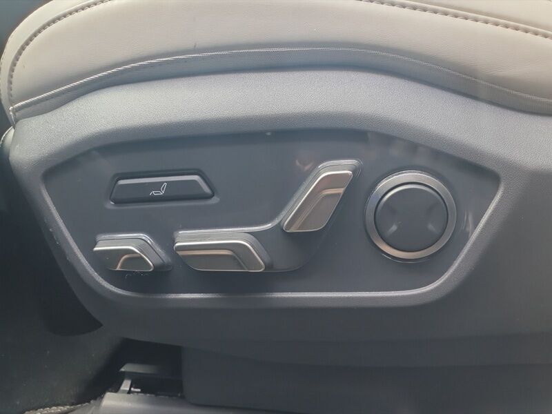 More views of Kia EV9