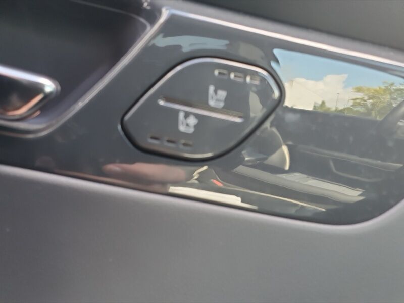More views of Kia EV9