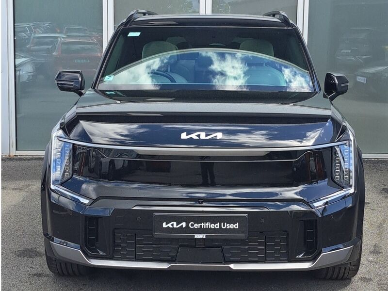 More views of Kia EV9