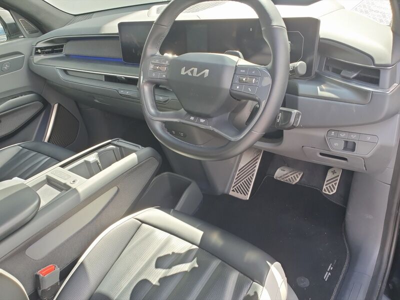More views of Kia EV9
