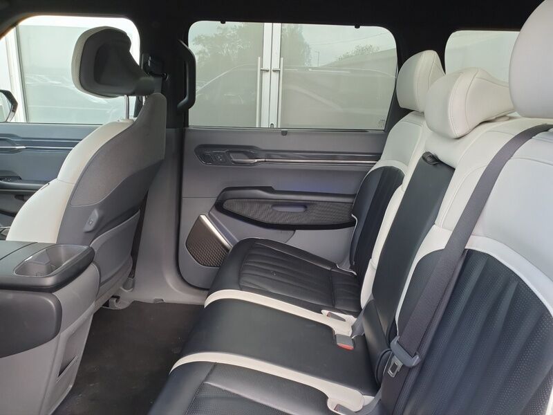 More views of Kia EV9