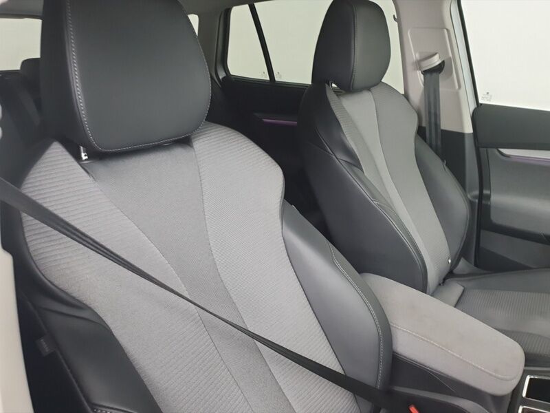 More views of Skoda Enyaq