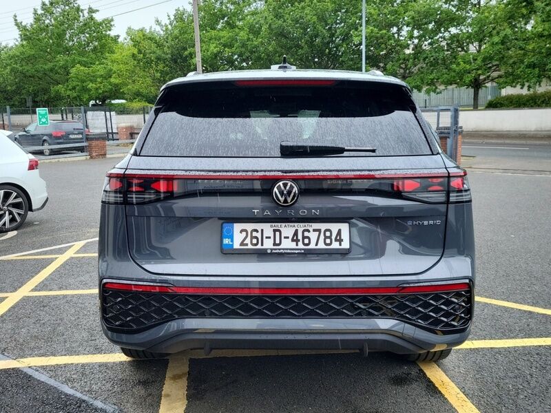 More views of Volkswagen Tayron