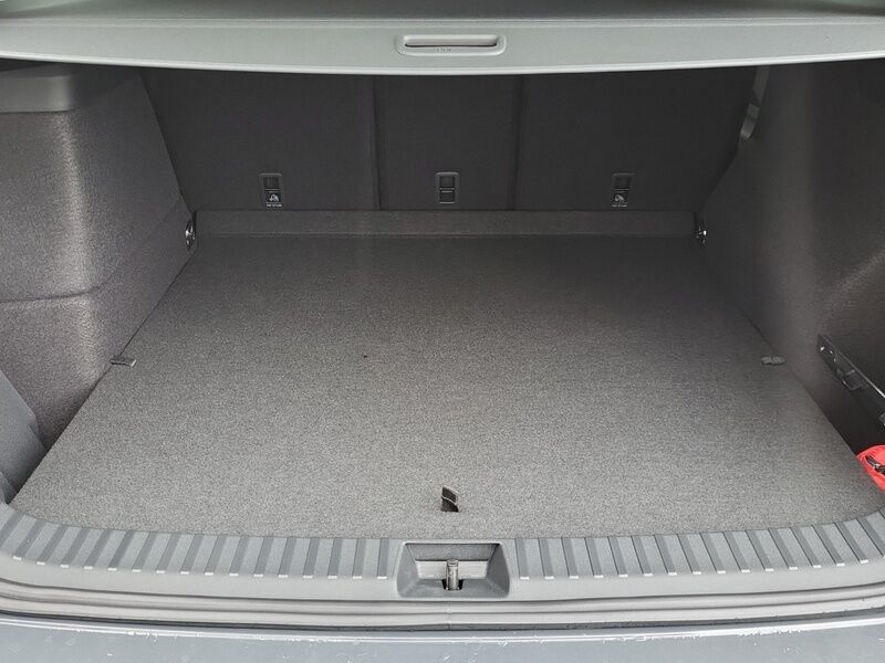 More views of Volkswagen Tayron
