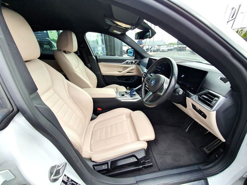 More views of BMW i4