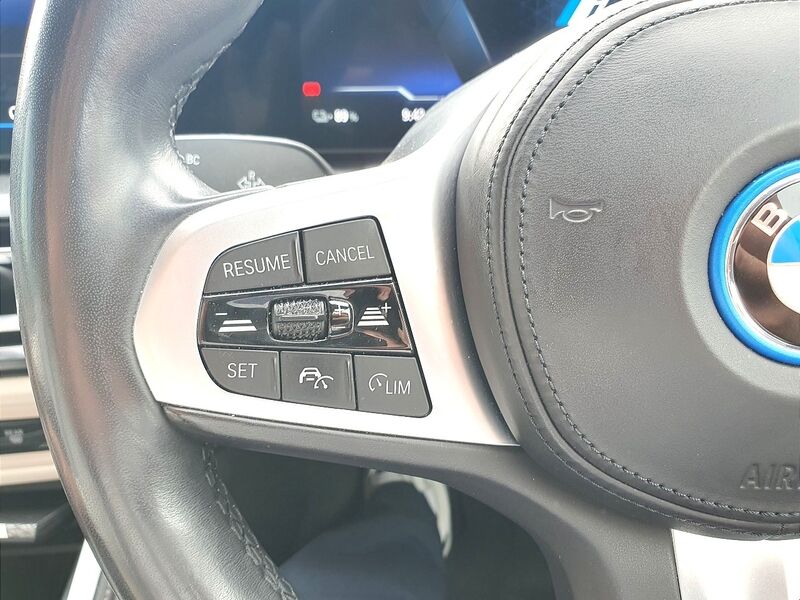 More views of BMW i4