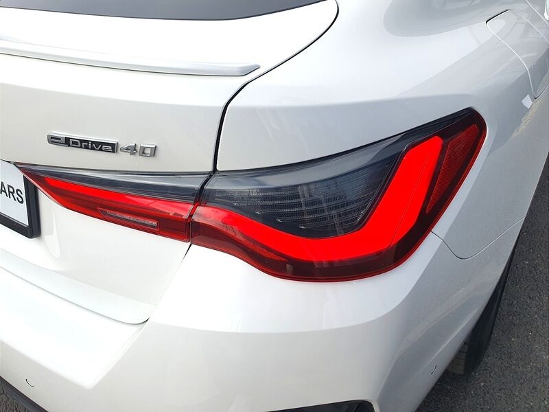 More views of BMW i4
