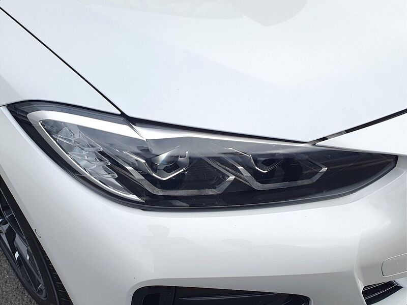 More views of BMW i4