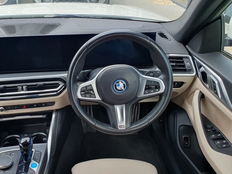 More views of BMW i4