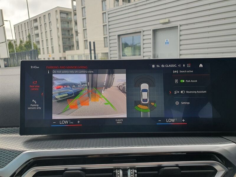 More views of BMW i4