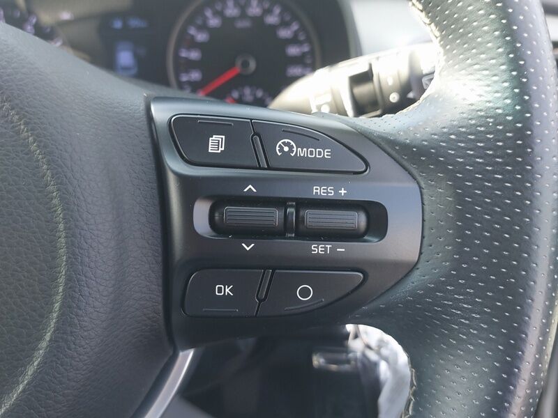 More views of Kia Stonic