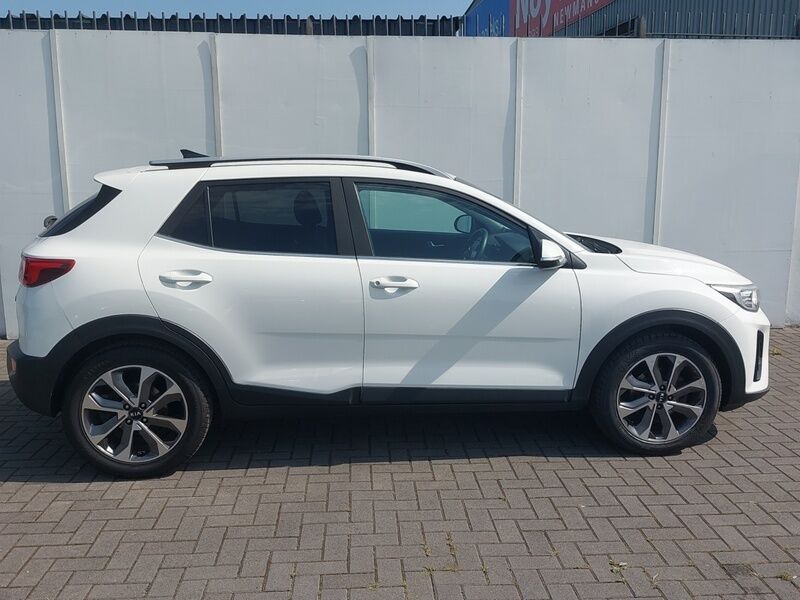 More views of Kia Stonic